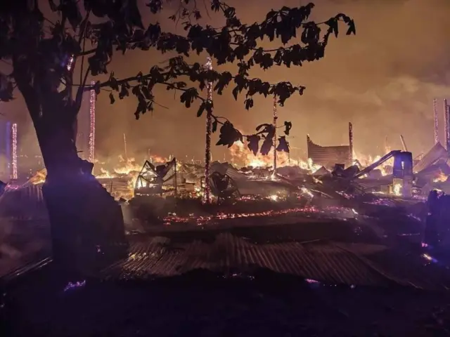 ဇန်နဝါရီလ ၁၉ ရက်ညမှာ မိုးမိတ်မြို့မစျေးကြီးမီးလောင်