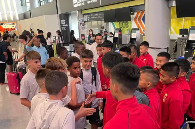 မြန်မာနဲ့ ဘာစီလိုနာ U12 လူငယ်ကစားသမားတွေ