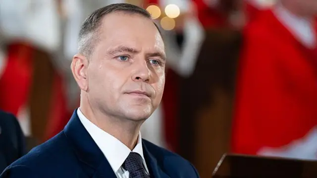 Кароль Навроцький крупним планом
