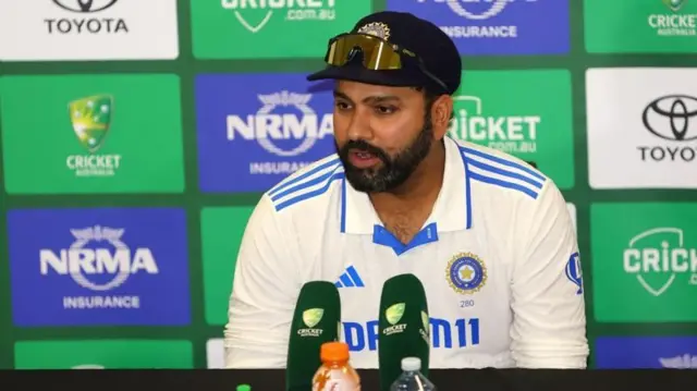 રોહિત શર્મા, ઇન્ડિયન ક્રિકેટ ટીમ, ઑસ્ટ્રેલિયન ટીમ, ભારત, બીબીસી ગુજરાતી, ટેસ્ટ મૅચ
