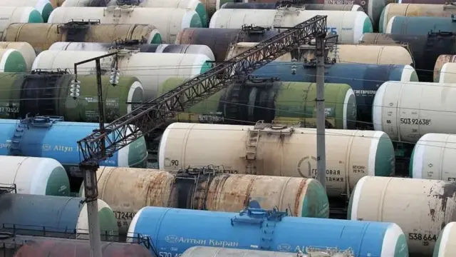 பாகிஸ்தான் கச்சா எண்ணெய் இறக்குமதி