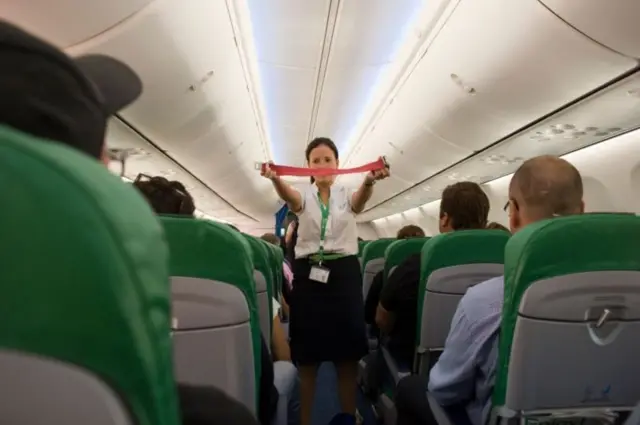 అలోహా విమానాశ్రయం 