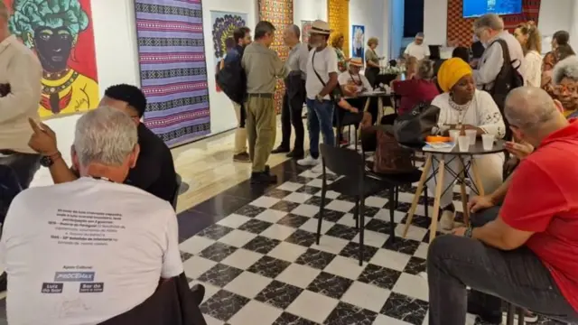 संस्थेच्या स्थापनेला 21 वर्षे पूर्ण झाल्याच्या निमित्ताने या ठिकाणाच्या शेजारीच एक नवीन सांस्कृतिक केंद्रही सुरू करण्यात आलं आहे.