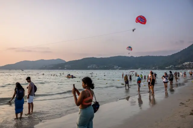 Phuket cũng là điểm đến phổ biến đối với du khách Việt Nam