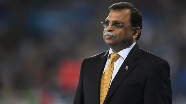 అథ్లెటిక్స్ ఫెడరేషన్ ఆఫ్ ఇండియా అధ్యక్షుడు అదిలె సుమరివాలా