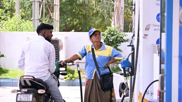 పెట్రోల్ బంకు