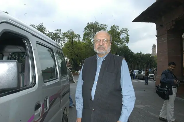 श्याम बेनेगल