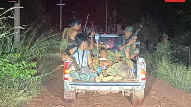 ကျိုက်မရော၊ ချောင်းနှစ်ခွတိုက်ပွဲဆက်ပြင်းထန်နေ