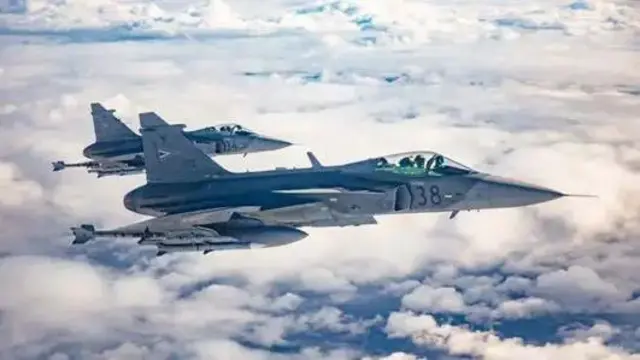 Бойові літаки Gripen