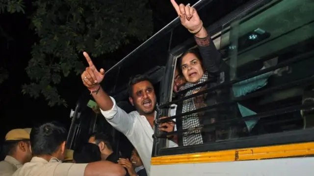 આપના કાર્યકરોનું વિરોધપ્રદર્શન