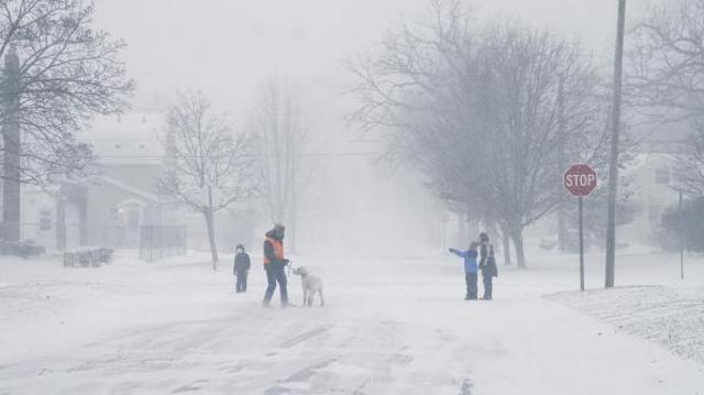 Winter storm pounds Buffalo with record snowfall, at least 3 dead