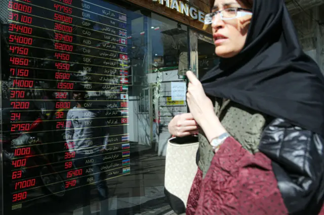 دلار در سال ۱۴۰۱ تا ۶۰ هزار تومان هم رسید