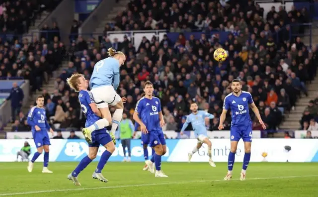 ኣብ ዝሓለፉ 10 ጸወታታት ሊግ ሰለስተ ግዜ ጥራይ ሸቶ ዘመዝገበ ተጻዋታይ ማንቸስተር ሲቲ ኤርሊንግ ሃላንድ፡ ብ29 ታሕሳስ ኣንጻር ሌስተር ሸቶ ምምዝጋቡ ዓመቱ ዛዚሙ