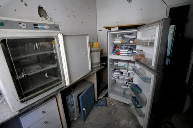 El-Basma Tüp Bebek Kliniği'ndeki dolaplar.