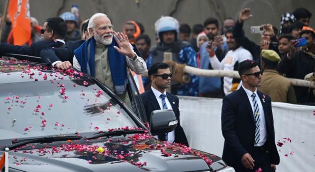 கோவையில் பிரதமர் நரேந்திர மோதி வாகன பேரணி நடத்த சென்னை உயர் நீதிமன்றம் அனுமதி