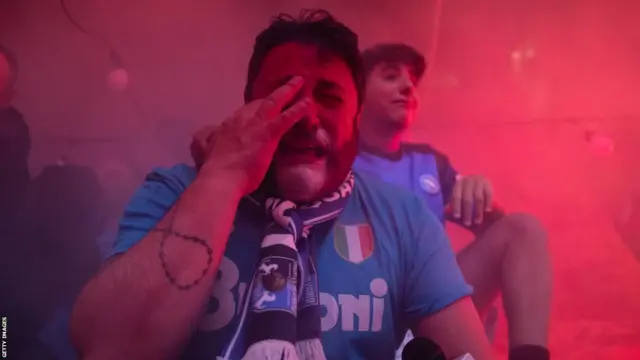 Napoli fans cry afta dem win Serie A
