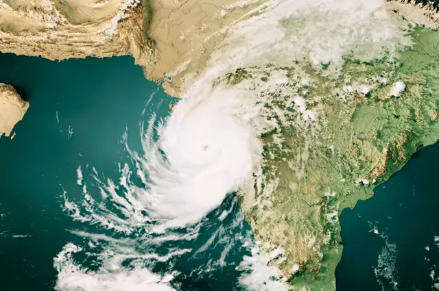 तौक्ते चक्रीवादळ