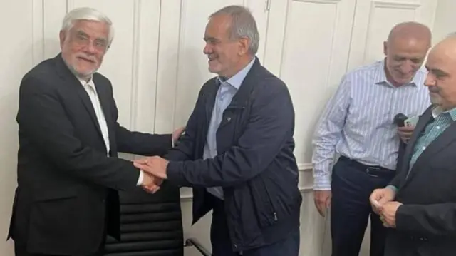 محمدرضا عارف از مسعود پزشکیان حمایت کرد