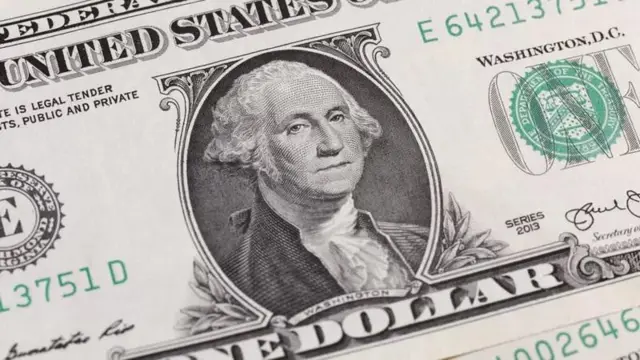 امریکی ڈالر