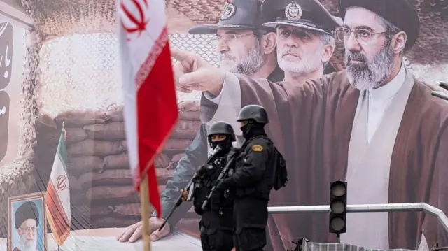 आईआरजीसी के सैनिक