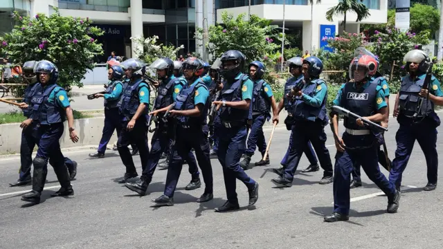 কোটা সংস্কার আন্দোলনের সময় পুলিশের তৎপরতা