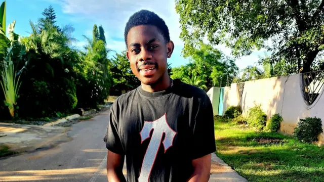 'Atandaukanye n'abandi basanzwe bategura bikomeye na video bakazikorera 'editing'' - Chinyama Yonga umufana wa IShowSpeed muri Zambia