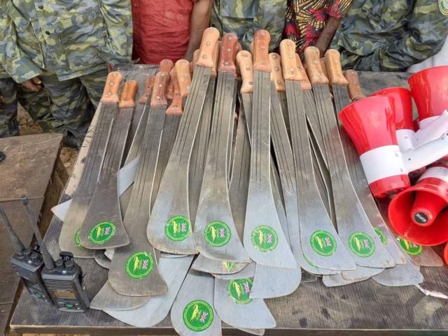 Machetes wey police seize from di separatist group