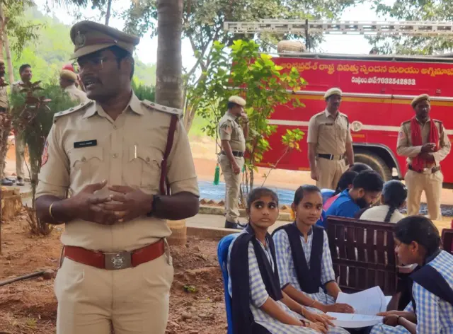 ఫైర్ స్టేషన్లు