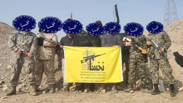 عکسی از نیروهای نخسا در حال تمرین. عکس به همین شیوه با صورت‌ها پوشیده منتشر شده 