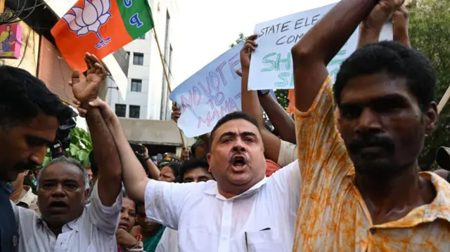 বিজেপি নেতা ও পশ্চিমবঙ্গের বিরোধী দলনেতা শুভেন্দু অধিকারী