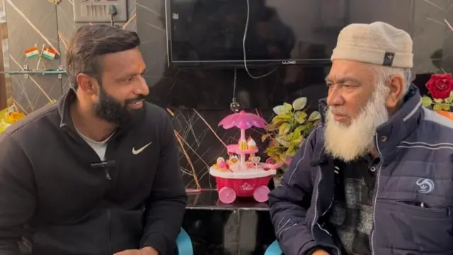  26 जानेवारी रोजी कोटद्वारमध्ये घडलेल्या 'त्या' घटनेनंतर मोहम्मद दीपक आणि वकील अहमद पहिल्यांदाच एकमेकांना भेटले.