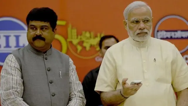 धर्मेंद्र प्रधान आणि नरेंद्र मोदी