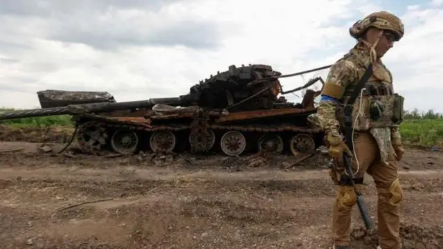 Matumizi ya kijeshi na usalama ya Urusi yanachangia hadi 40% ya bajeti yake.