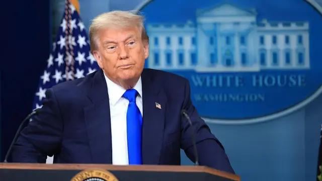 डोनाल्ड ट्रंप की तस्वीर