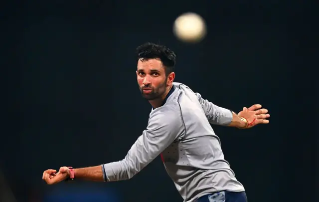 தென் ஆப்பிரிக்கா, பாகிஸ்தான், கேசவ் மகராஜ்