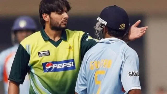 शाहिद अफ़रीदी और गौतम गंभीर