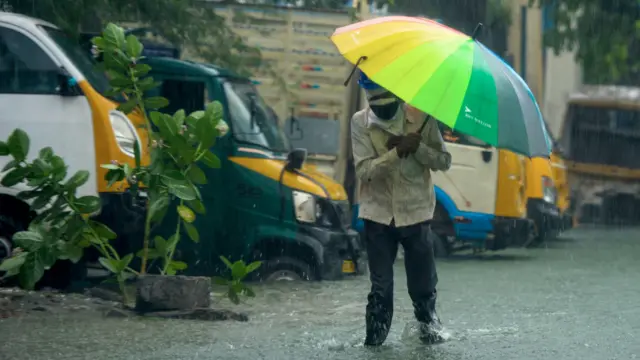 தமிழ்நாடு, வானிலை, கனமழை எச்சரிக்கை, காற்றழுத்த தாழ்வு நிலை, வடகிழக்கு பருவமழை, வங்கக்கடல்