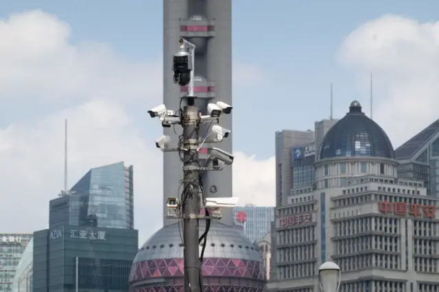 Kamera pengintai di Shanghai, China 