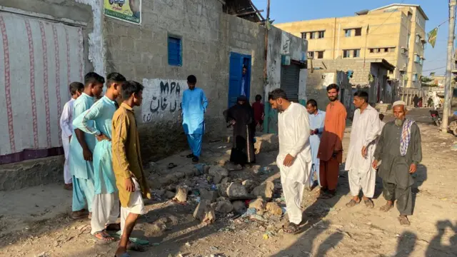 مچھر کالونی