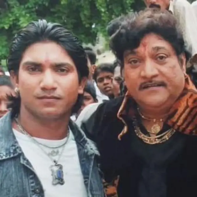 વિક્રમ ઠાકોર