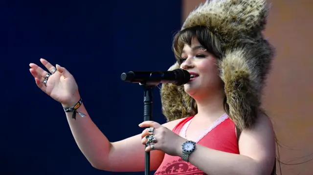 Lola Young dey perform for Radio 1 Big Weekend 2025 for Liverpool