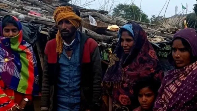 کانتی لال اپنے اہل خانہ کے ساتھ