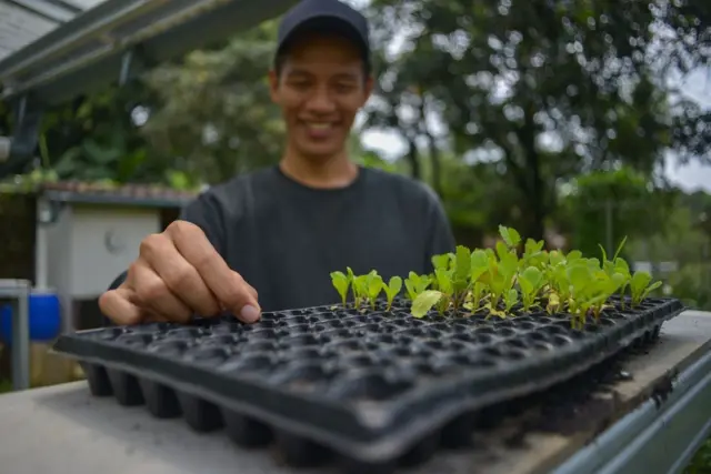 Egar menjalani metode permakultur