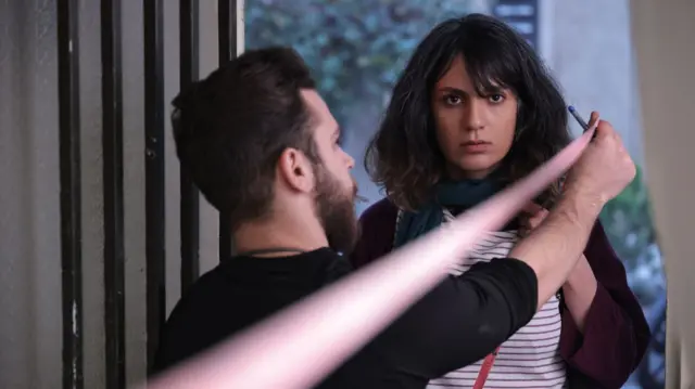 صحنه‌ای از فیلم «من، مریم، بچه ها و ۲۶ نفر دیگر»