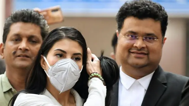 బాలీవుడ్ నటి జాక్వలీన్ ఫెర్నాండేజ్