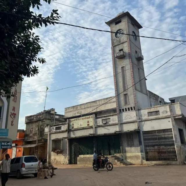 ઊંઢેલા ગામનો ચોક