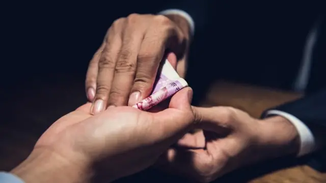 பங்குச் சந்தை, முதலீடு, பணம்