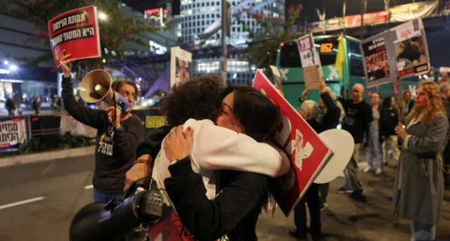 ፍልስጤማውያንና የታጋቾች ቤተሰቦች በዜናው ተደስተዋል።