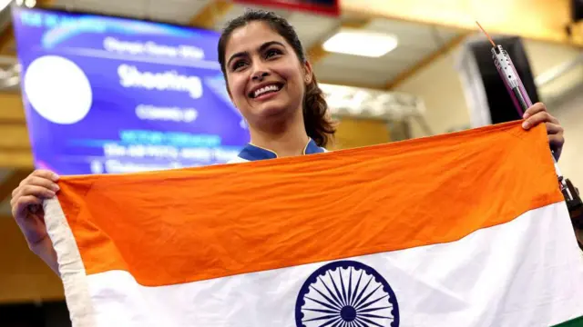 एक ही ओलंपिक में दो मेडल जीतने वाली पहली खिलाड़ी बनीं मनु भाकर