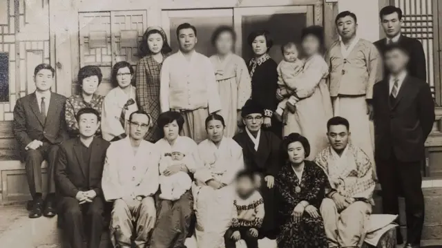 किम जे-ग्यू कुटुंबासोबत